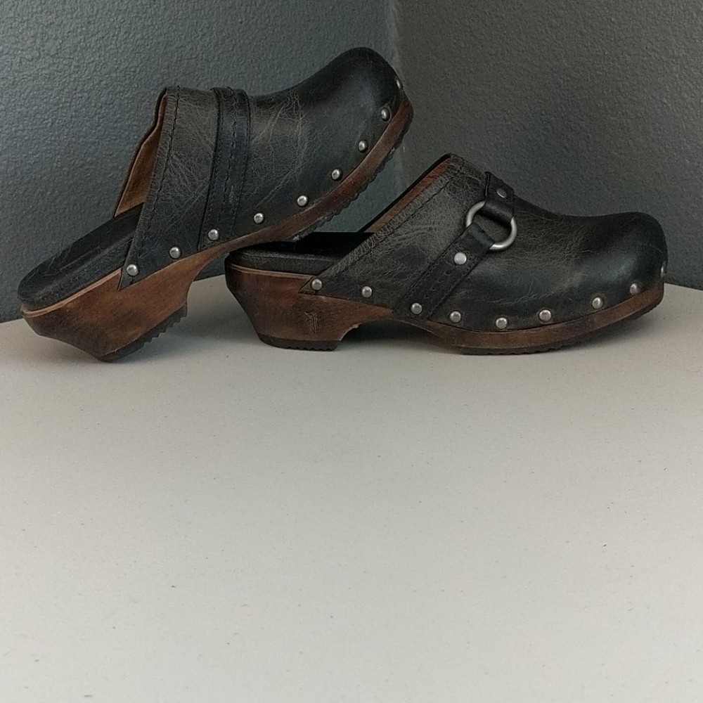 Frye Clara O Ring Leather Clogs Size 7